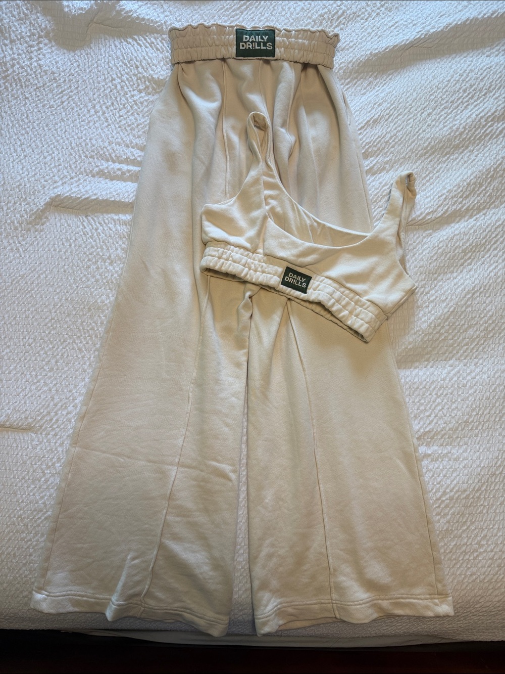 Daily Drills Cream Beige Set size Small